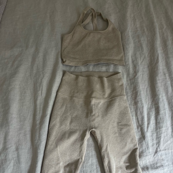 Spiritual Gangster ribbed workout set - Picture 1 of 3